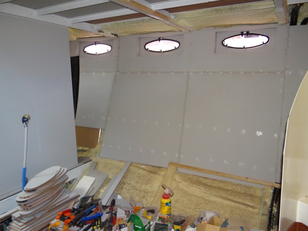 Gedeelte stuurboordwand bij kleine gastenkamer