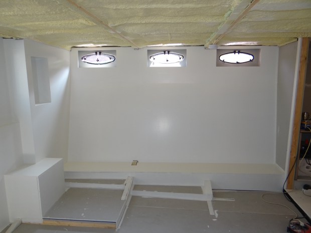 Zijwand achterkajuit: wit