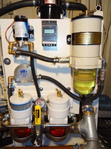 Brandstofreinigingssysteem en dubbel brandstoffilter